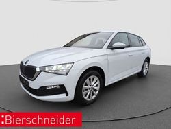 Weiss Gebraucht 2024 Skoda Scala Tour Kleinwagen | 22.290 € (Fairer Preis)