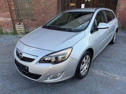 Andere Gebraucht 2011 Opel Zafira Tourer Van / Kleinbus | 3.790 € (Fairer Preis)