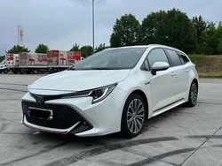 Weiß Gebraucht 2019 Toyota Corolla Team Kombi | 21.990 € (Fairer Preis)