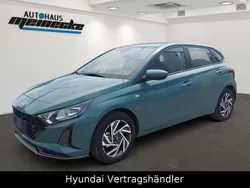 Mangrove green Gebraucht 2023 Hyundai i20 Trend Kleinwagen | 17.990 € (Guter Preis)