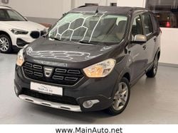 Grau Gebraucht 2021 Dacia Lodgy Stepway Van / Kleinbus | 12.799 € (Guter Preis)