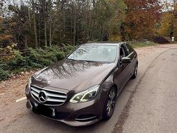 Braun Gebraucht 2013 Mercedes E300 Limousine | 13.250 € (Teuer)