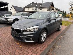 Atlantikgrau Gebraucht 2015 BMW 216 Active Tourer Basis Van / Kleinbus | 5.390 € (Teuer)