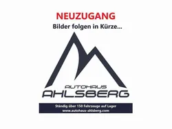 Grau Gebraucht 2023 Mercedes V300 Night Van / Kleinbus | 53.900 €