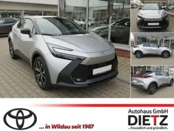Silver metallic (1l0)/ black ( Neu 2025 Toyota C-HR Team SUV | 39.869 € (Etwas zu teuer)