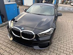 Schwarz Gebraucht 2022 BMW 116 Advantage Kleinwagen | 19.300 € (Guter Preis)