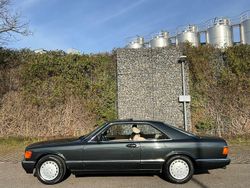 Schwarz Gebraucht 1988 Mercedes 560 | 22.999 €