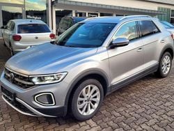 Pyrit silber Gebraucht 2023 VW T-Roc Style SUV | 28.700 € (Guter Preis)