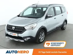 Grau Gebraucht 2019 Dacia Lodgy Stepway Van / Kleinbus | 12.650 € (Etwas zu teuer)