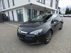 Schwarz Gebraucht 2012 Opel Astra GTC Innovation Limousine | 6.490 € (Fairer Preis)