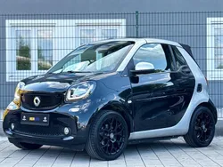 Schwarz Gebraucht 2016 Smart ForTwo Cabrio Cabrio | 10.590 € (Fairer Preis)