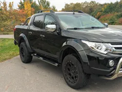 Schwarz Gebraucht 2016 Mitsubishi L200 Abholung | 19.800 € (Fairer Preis)