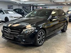Schwarz Gebraucht 2019 Mercedes C200 Avantgarde Kombi | 12.500 € (Fairer Preis)