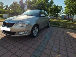 Silber Gebraucht 2014 Skoda Fabia Limousine | 5.200 € (Superpreis)