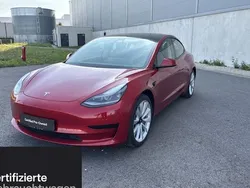 Rot Gebraucht 2021 Tesla Model 3 RWD Limousine | 23.100 € (Guter Preis)