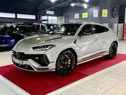 Grau Gebraucht 2024 Lamborghini Urus SUV | 329.000 €