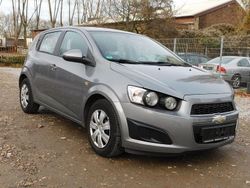 Grau Gebraucht 2011 Chevrolet Aveo LT Kleinwagen | 3.499 € (Fairer Preis)