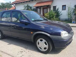 Polarmeerblau Gebraucht 1999 Opel Corsa Kleinwagen | 1.500 € (Fairer Preis)