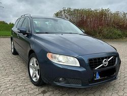 Blau Gebraucht 2009 Volvo V70 Kombi | 4.550 € (Guter Preis)