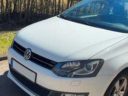 Weiß Gebraucht 2011 VW Polo Style Kleinwagen | 4.399 € (Guter Preis)