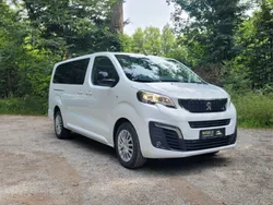 Lackierung weiss icy/typ aussenv Gebraucht 2023 Peugeot Expert Van | 69.990 €