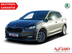 Grau Gebraucht 2022 Skoda Fabia Style Kleinwagen | 19.950 € (Fairer Preis)