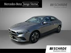 Grau Gebraucht 2023 Mercedes A200 Progressive Limousine | 32.750 € (Teuer)