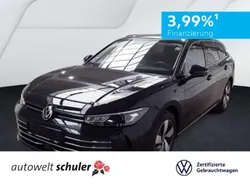 Grenadillschwarz metallic Gebraucht 2024 VW Passat Business Kombi | 34.850 €