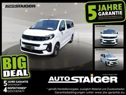 Arktisweiss Gebraucht 2024 Opel Zafira Life Selection Van | 36.990 € (Superpreis)