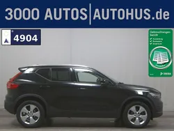 Schwarz Gebraucht 2020 Volvo XC40 Momentum SUV | 16.990 € (Guter Preis)