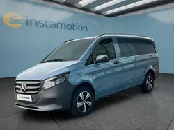 Blau Gebraucht 2024 Mercedes Vito Van / Kleinbus | 53.549 €