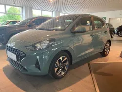 Mangrove green / mic Neu 2025 Hyundai i10 Trend Kleinwagen | 19.690 € (Etwas zu teuer)