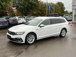 Weiß Gebraucht 2022 VW Passat IQ Drive Kombi | 25.700 € (Fairer Preis)
