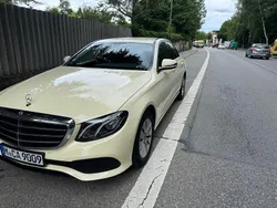 Weiß Gebraucht 2018 Mercedes E220 Limousine | 13.900 € (Fairer Preis)