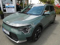 Grün Gebraucht 2023 Kia e-Niro Inspiration SUV | 43.900 €