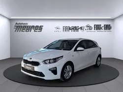 Wd) cararraweiss (weiss Gebraucht 2019 Kia Ceed Edition 7 Limousine | 12.788 € (Fairer Preis)