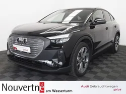Mythosschwarz (black), metallic Gebraucht 2022 Audi Q4 Sportback e-tron Comfort SUV | 35.950 € (Etwas zu teuer)