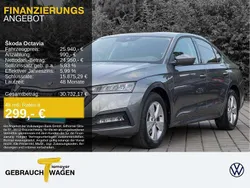 Grau Gebraucht 2024 Skoda Octavia Selection Limousine | 25.430 € (Guter Preis)