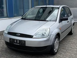 Silber Gebraucht 2002 Ford Fiesta Kleinwagen | 890 € (Guter Preis)