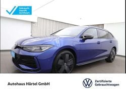 Reef blue, metallic Gebraucht 2024 VW Passat Style Kombi | 44.900 € (Guter Preis)