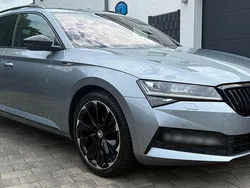 Grau Gebraucht 2021 Skoda Superb SportLine Kombi | 23.100 € (Superpreis)