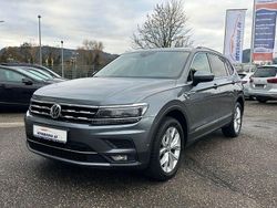 Grau Gebraucht 2020 VW Tiguan Allspace Highline SUV | 20.825 € (Fairer Preis)