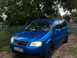 Blau Gebraucht 2003 VW Touran Van / Kleinbus | 3.200 € (Teuer)