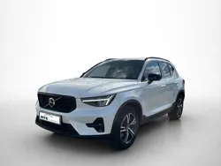 Weiß Gebraucht 2024 Volvo XC40 Plus SUV | 39.950 € (Fairer Preis)