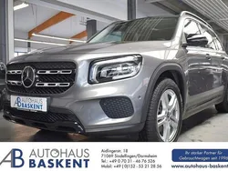 Grau Gebraucht 2022 Mercedes GLB200 Night SUV | 36.890 € (Guter Preis)