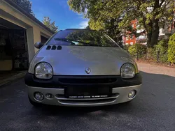Gelb Gebraucht 2001 Renault Twingo Initiale Kleinwagen | 1.800 € (Fairer Preis)