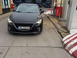 Schwarz Gebraucht 2014 Mazda 3 Center-Line Limousine | 8.300 € (Fairer Preis)