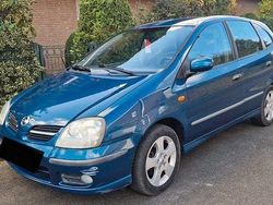Blau Gebraucht 2003 Nissan Almera Tino Van / Kleinbus | 1.850 € (Fairer Preis)