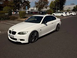 Weiß Gebraucht 2010 BMW 330 Performance Coupé | 14.000 € (Fairer Preis)