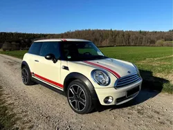 Beige Gebraucht 2009 Mini ONE Kleinwagen | 4.999 € (Fairer Preis)